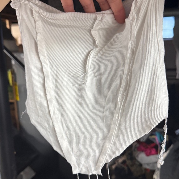 SAMI MIRO VINTAGE White Ribbed Top - Picture 7 of 7